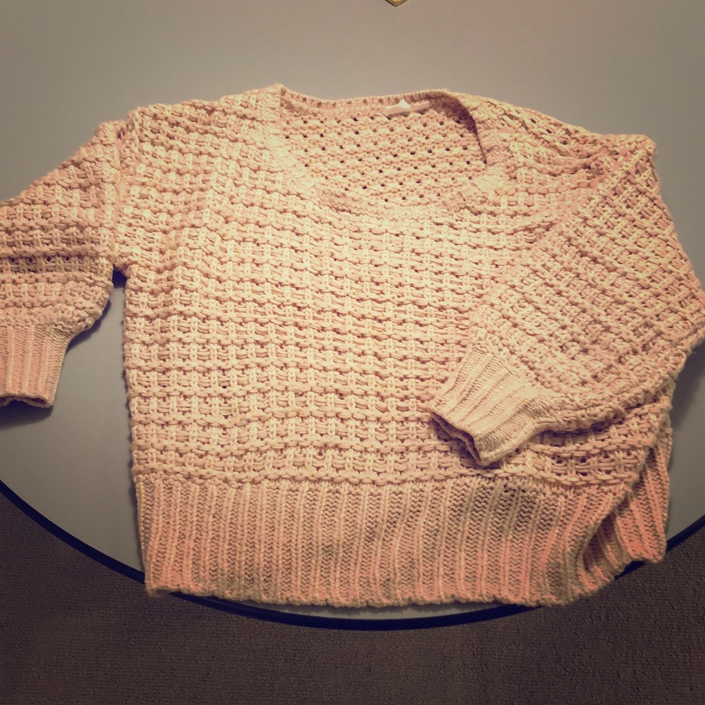 Peach 🍑 color open weave sweater 😘